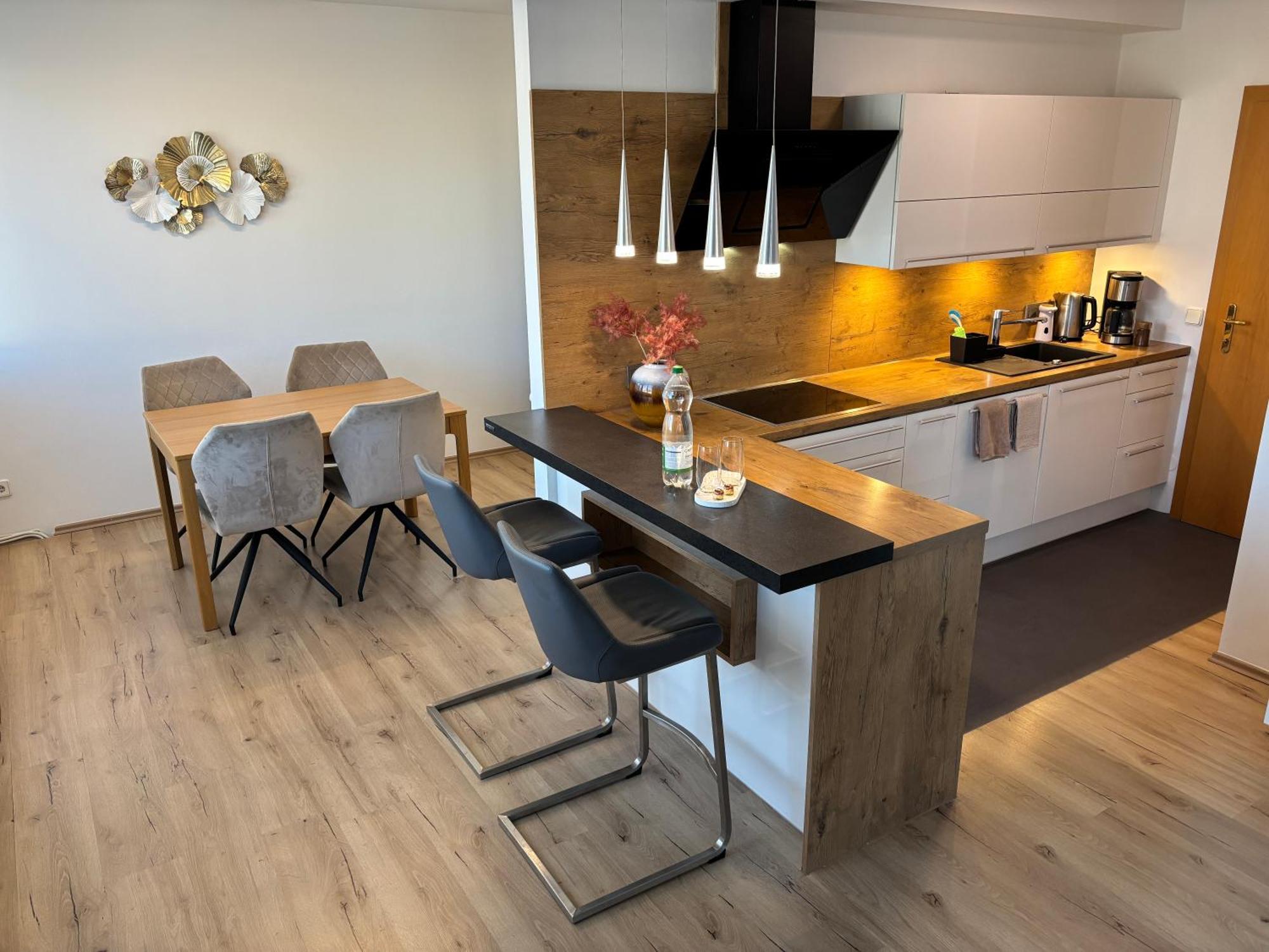 Apartment Klagenfurt Center With Free Parking - Ring41 Klagenfurt am Woerthersee Kültér fotó