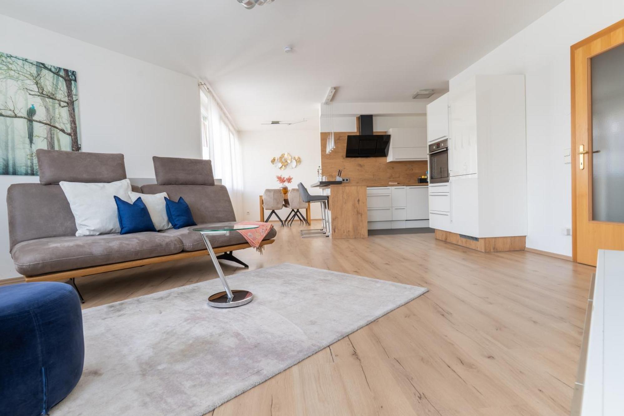Apartment Klagenfurt Center With Free Parking - Ring41 Klagenfurt am Woerthersee Kültér fotó